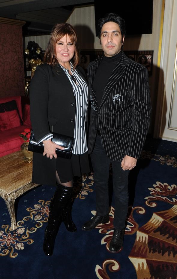 Müzik yapımcısı Polat Yağcı, yeni yaşını ünlü sanatçılarla kutladı