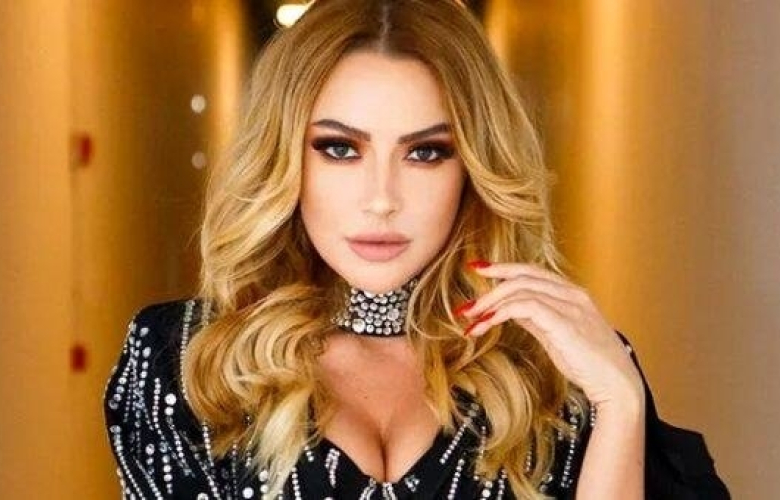 Hadise'den makyajsız pozlar