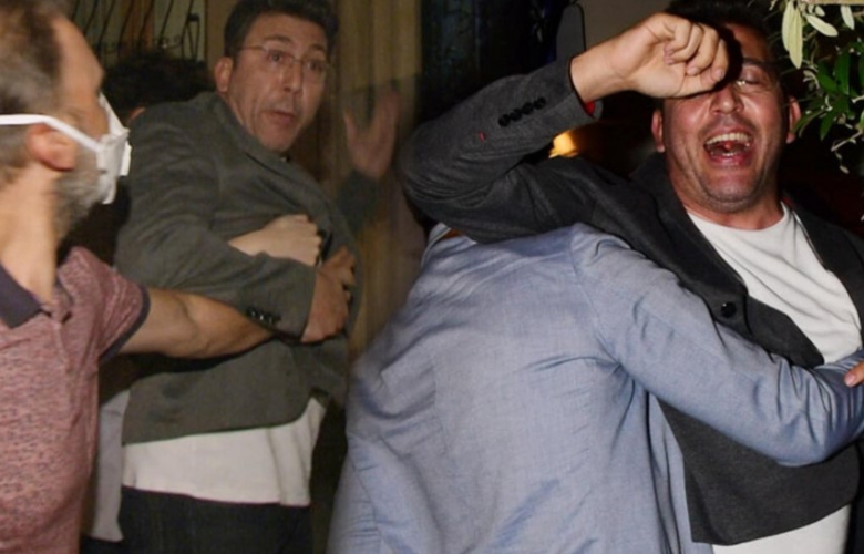 Emre Kınay gazetecilerle tartıştı!