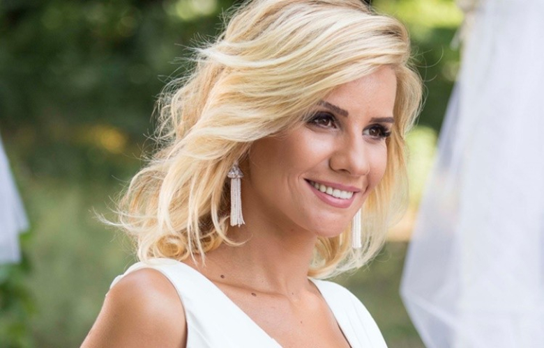 Esra Erol idolünü açıkladı!