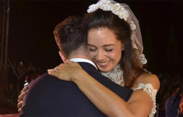 Arza Akın: Onu mutlu edebilmek için ne yapacağımı şaşırıyorum