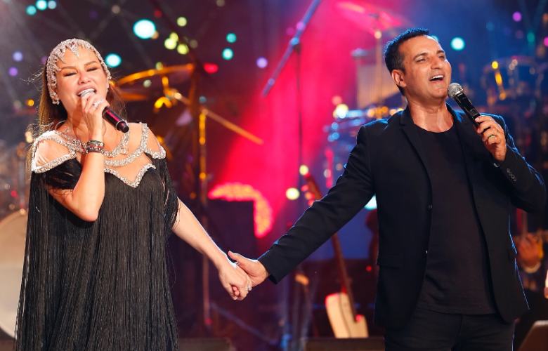 Harbiye'de muhteşem düet! Deniz Seki ve Rafel El Roman ilk defa aynı sahneyi paylaştılar