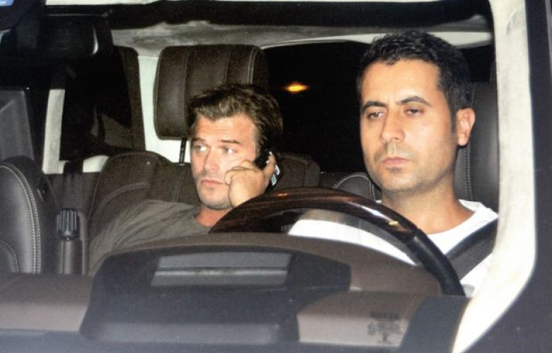 Arabası var güzel mi güzel, şoförü de var özel mi özel! 