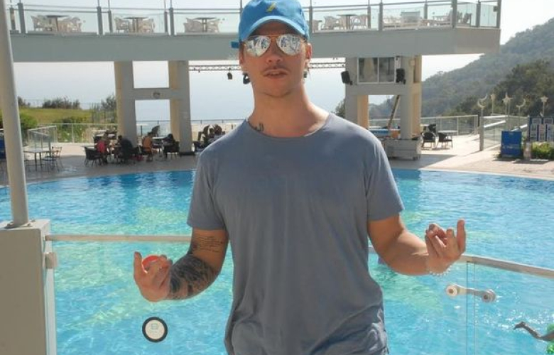 Sinan Akçıl: ‘Şarkıda özel bir mesaj yok’