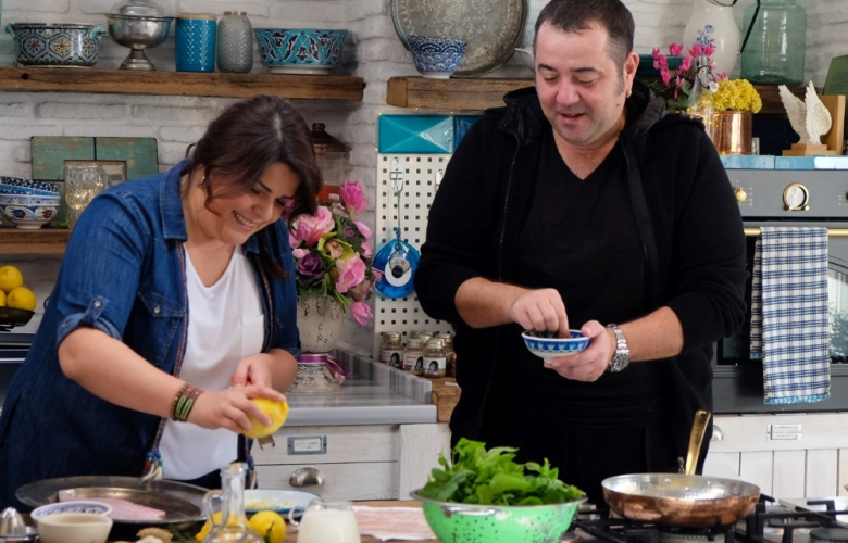 Refika’nın Konuğu Ata Demirer