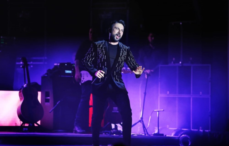 Tarkan’dan kadınlara destek