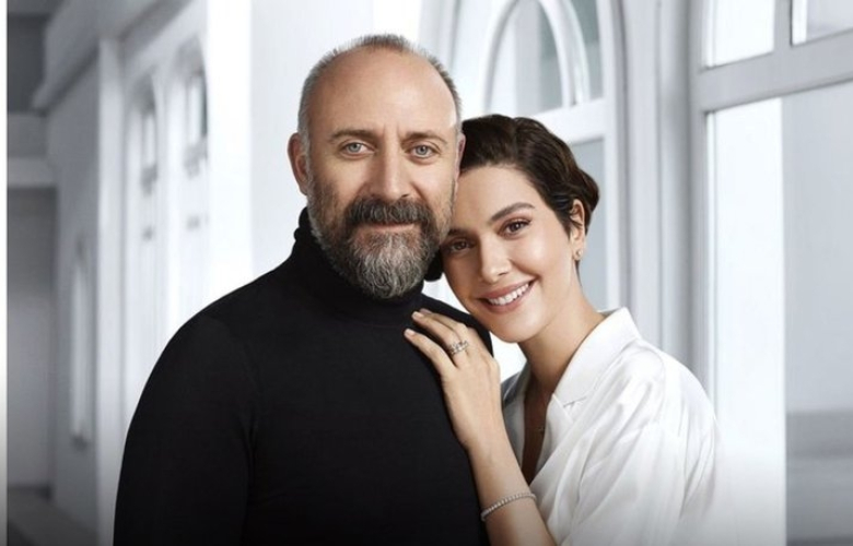 Bergüzar Korel ve Halit Ergenç çiftinin 2. bebekleri dünyaya geldi. 