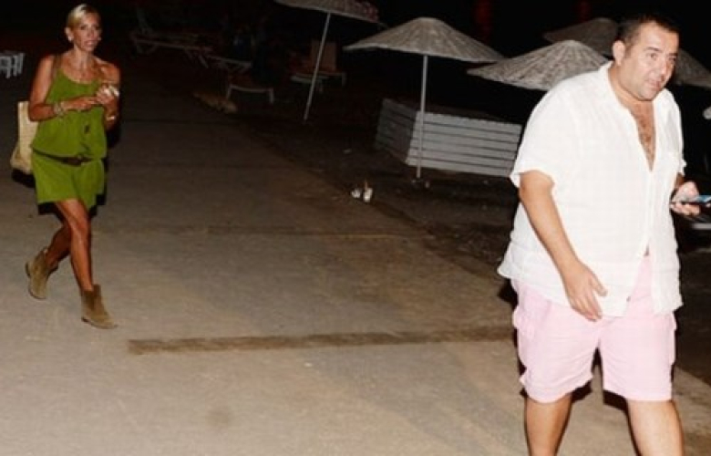 Ata Demirer koşar adımlarla kaçtı!