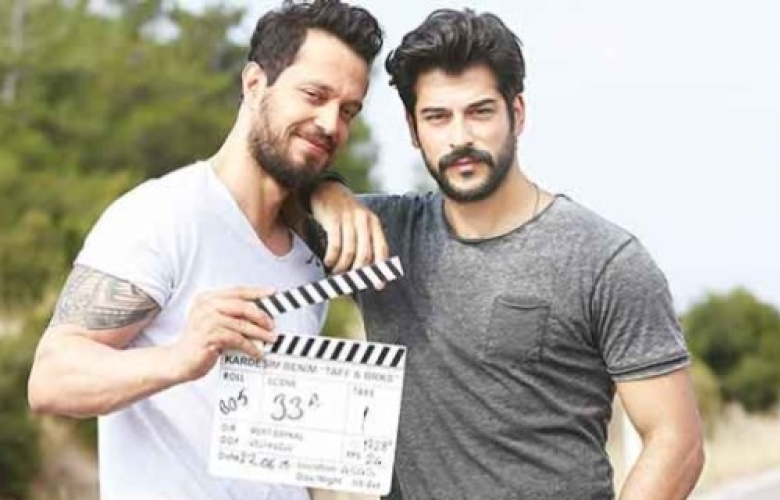 Burak Özçivit ve Murat Boz birbirini takip etmiyor!