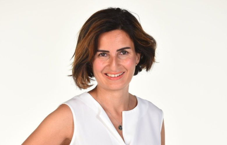 Ömür Sabuncuoğlu'dan 'Sizin Öykünüz' Kız Çocuklarının Eğitimine Umut Olacak