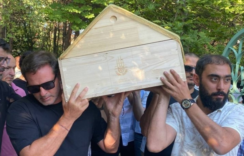 Nihat Altınkaya'nın baba acısı!