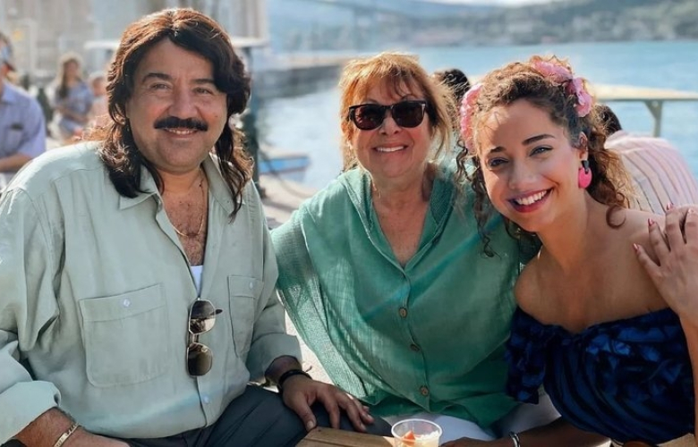 Ata Demirer: Annem seti sevdi