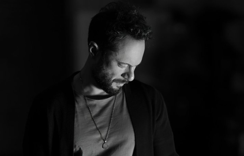 Özgün'den yeni tekli