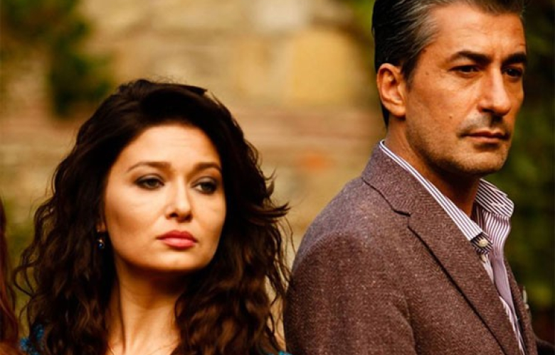 Şükran Ovalı ve Erkan Petekkaya sarılarak vedalaştı!