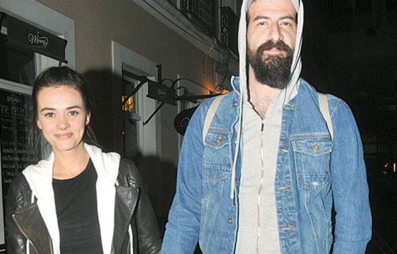 Hande Soral ve İsmail Demirci'nin yaza düğünü var!