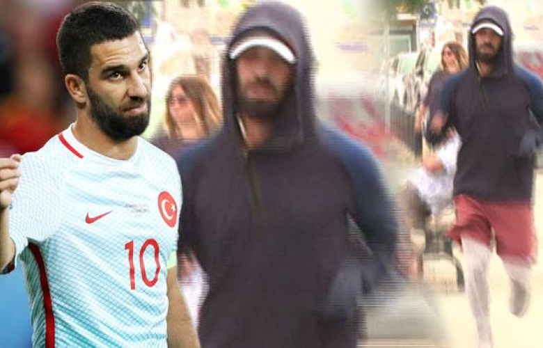 Arda Turan umre dönüşü sabah sporunda