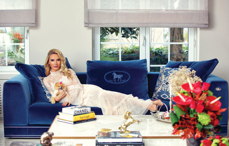 Işıl-Rüştü Reçber çifti, Beykoz'daki 650 metrekarelik villalarının kapılarını açtı