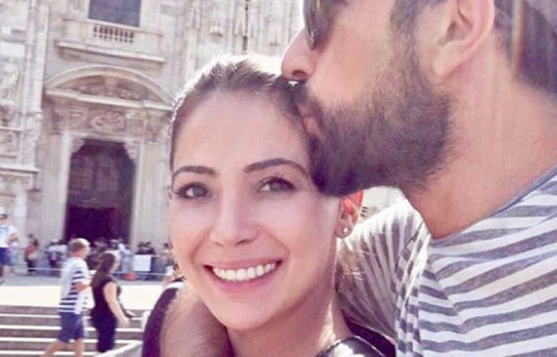 &quot;Ta ilk bakışta vurdum mührü kalbime...&quot; Tarkan&#039;dan romantik kutlama