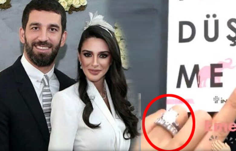 Aslıhan Doğan'dan yüzük şov