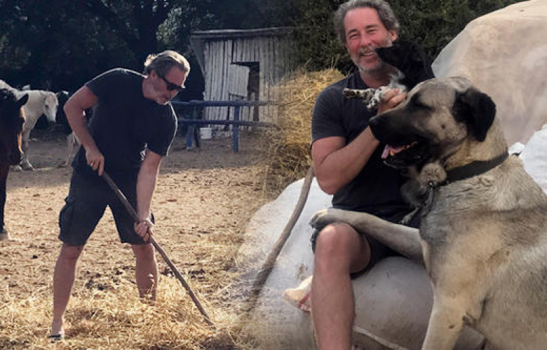 Ünlü oyuncu soluğu Kaş'ta aldı! Doğaya dönüş...