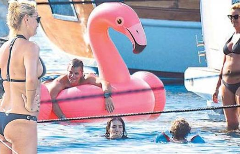 Pınar - Yağmur Atacan çifti sezonu açtı... Gelenek bozulmadı!