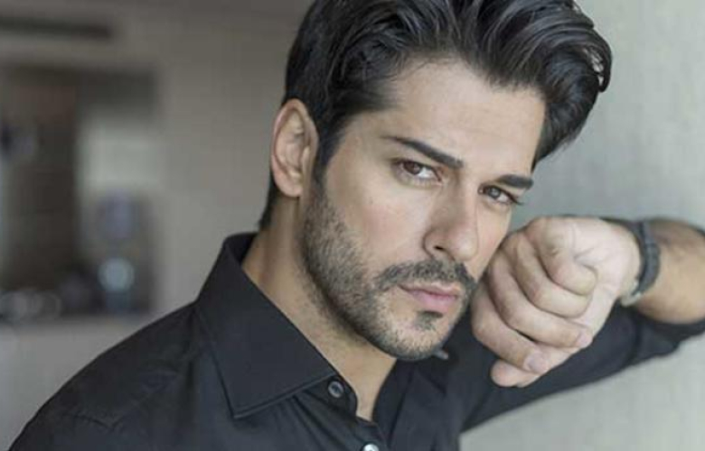 Burak Özçivit'e çifte vatandaşlık