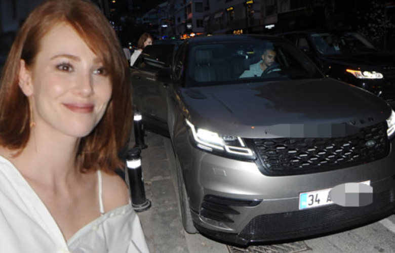 Elçin Sangu yeni cipi için şoför tuttu