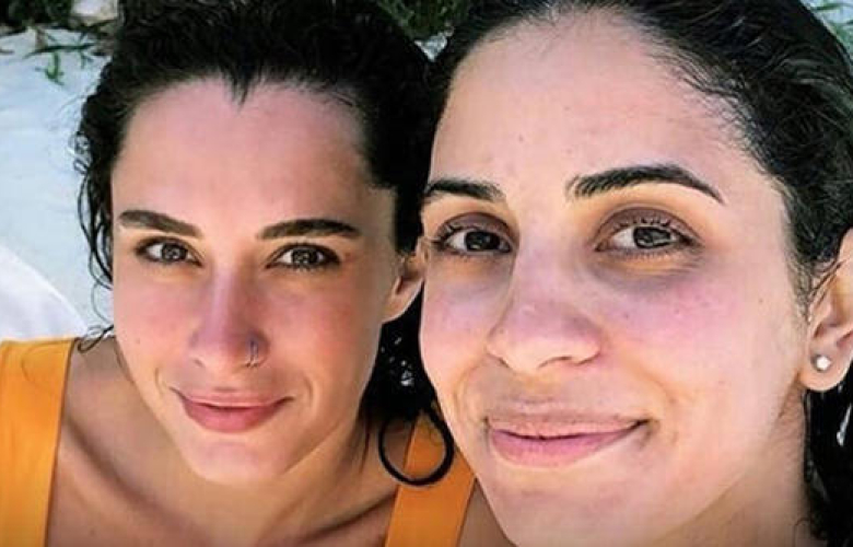 Hande Doğandemir ile Beyza Şekerci de modaya uydu!