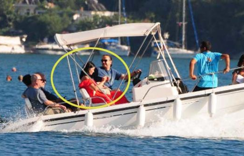 Deniz Çakır'ın aşk tatili