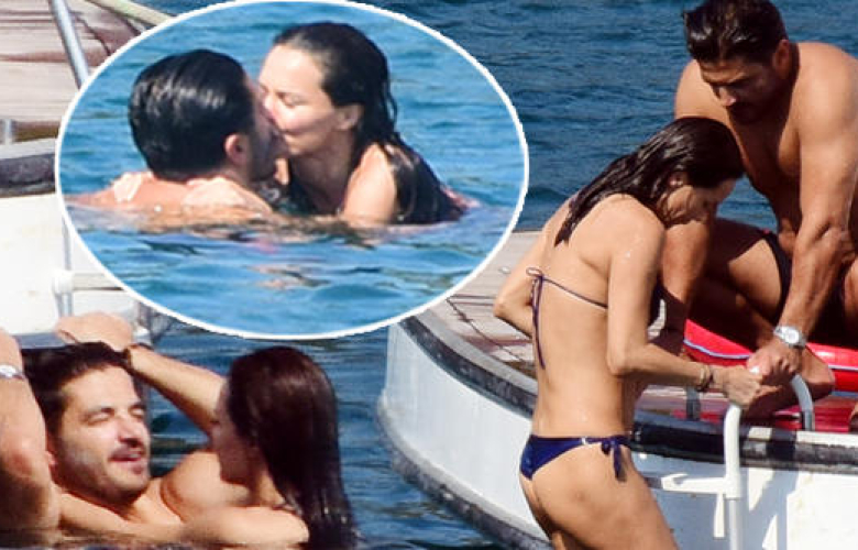 Ebru Şallı sevgilisiyle görüntü vermek için boşanmayı bekledi! İşte Ebru Şallı ve eşinden boşanan sevgilisinin deniz sefası