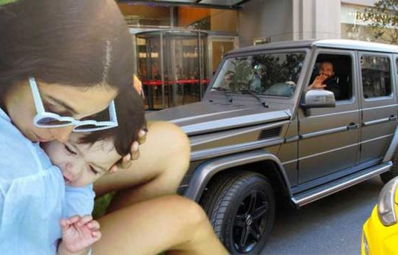 Eşine 1.5 milyonluk hediye cip alan ünlü kim? 