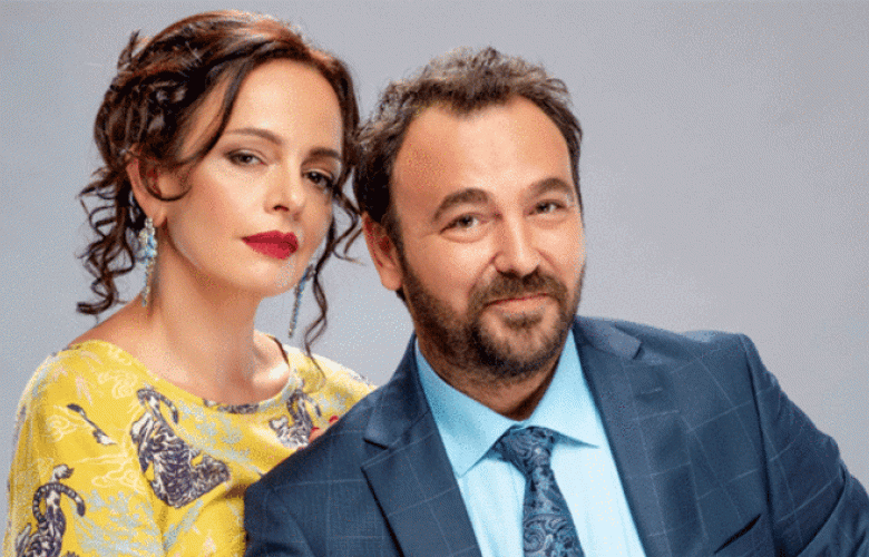 Neşeli çift: Nilgün ve Şahin! 