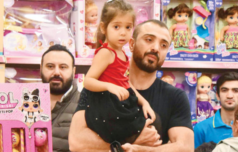 Okan Kurt ve kızı Hira'nın haftasonu buluşması