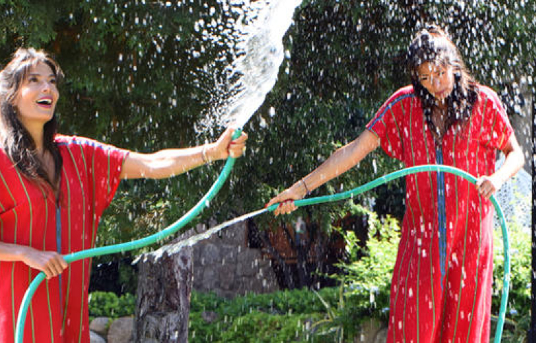 Asuman Krause bahçede! 