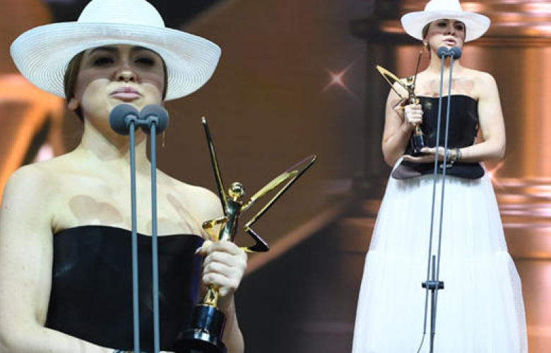 Altın Kelebek&#039;in en çok eleştirilen kıyafetinin fiyatı dudak uçuklattı! İşte Hadise&#039;nin kıyafetinin konuşturan ücreti!