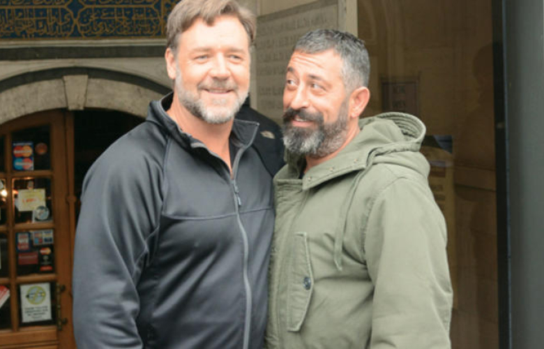 Russell Crowe'dan Cem Yılmaz'a yanıt: "Seni görmek için sabırsızlanıyorum"