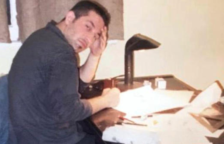 Cem Yılmaz'dan nostaljik paylaşım: "19 yaşımda dergide sabahlarken"