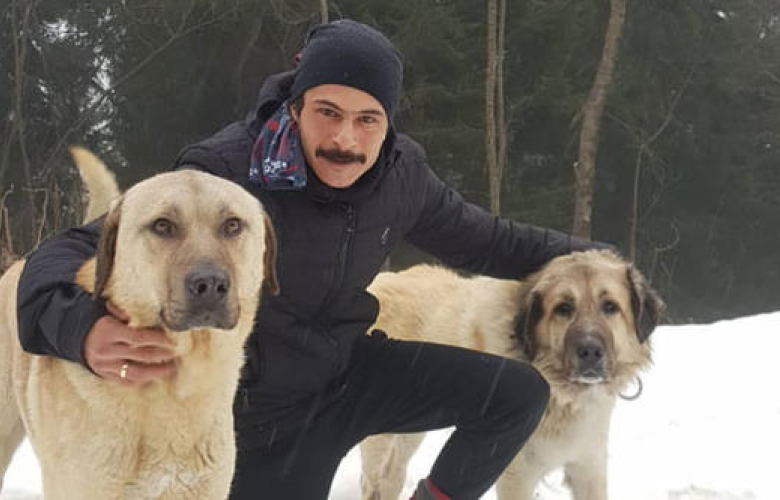 İsmail Hacıoğlu da köyden ev aldı 