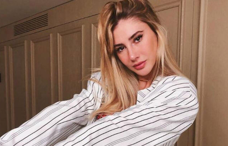 Şeyma Subaşı'dan Mikonos pozu