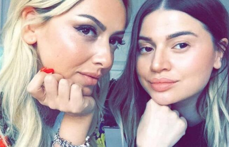 Hadise'den kardeşi Derya Açıkgöz'e: "Arkanda dağ gibi ablan var!"