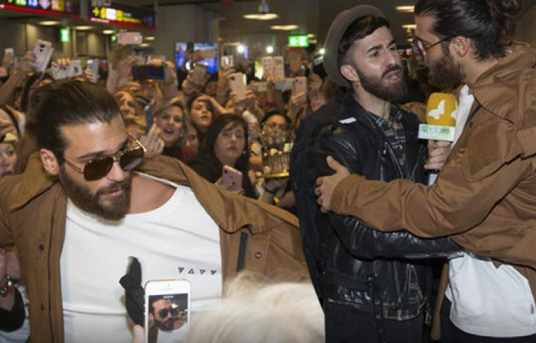Can Yaman, İspanya'da izdihama neden olmuştu... O iddialar yeniden gündemde!