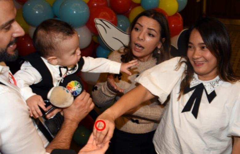 Alişan ve eşi Buse Varol oğulları Burak'ın birinci yaşını kutladı