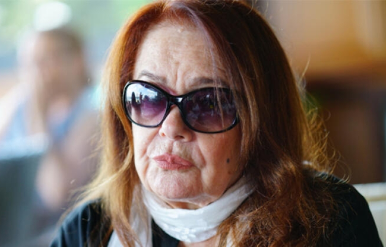 Hayati tehlikesi sürüyor... Sevenleri Muhterem Nur’dan iyi haber bekliyor