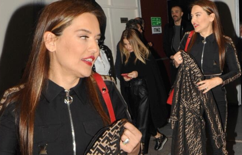 Demet Akalın üzerinde servet taşıyor! 