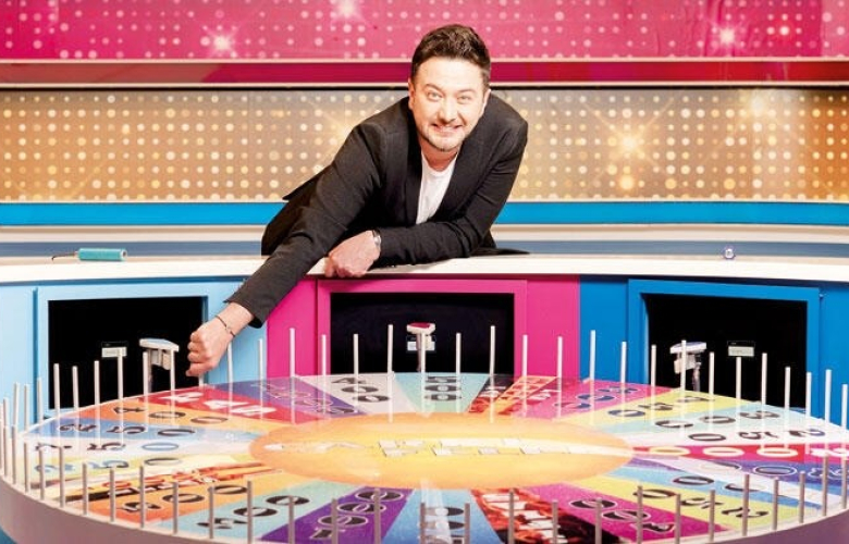 Onur Büyüktopçu “Çarkıfelek’i yıllardır sunmak istiyordum”