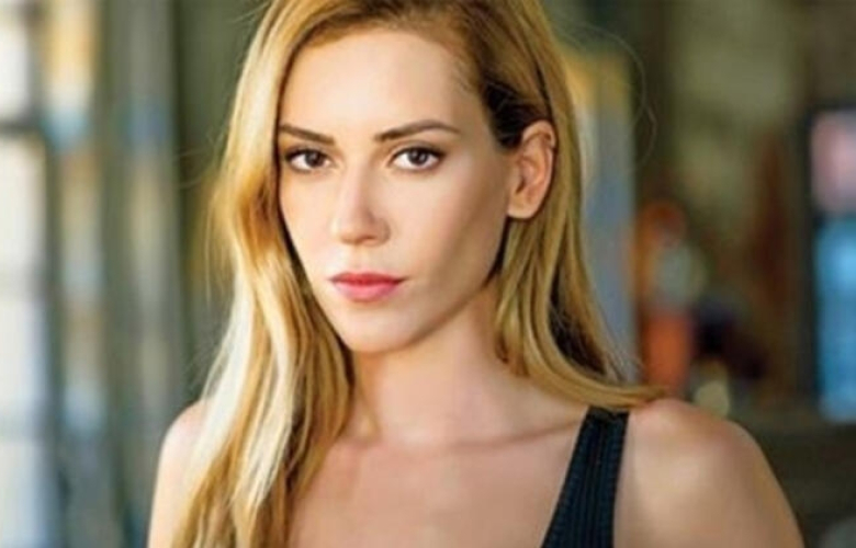 Sinem Kobal'dan örnek davranış!