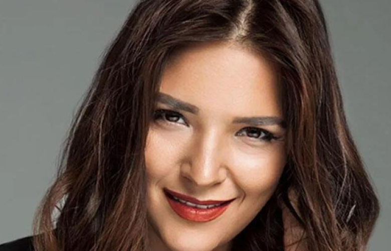 Tuğçe Kandemir’den dinleyicilerine yeni yıl sürprizi!   