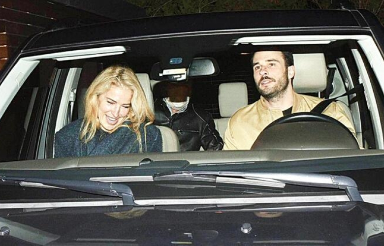 Burcu Esmersoy yeni sevgilisi ile ilk kez görüntülendi