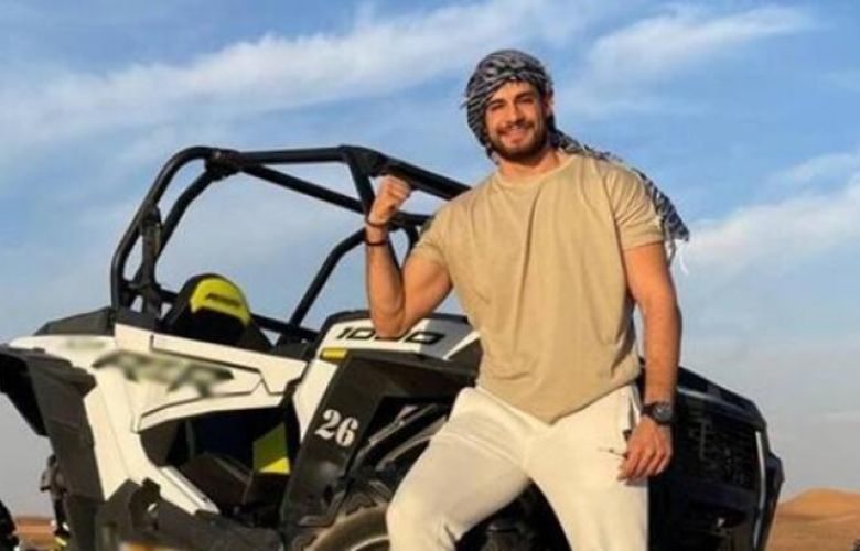 Batuhan Karacakaya'dan Dubai pozları