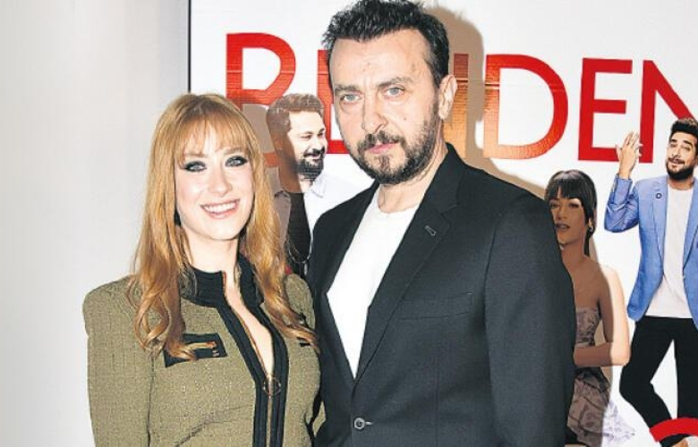 Eşine övgüler yağdırdı